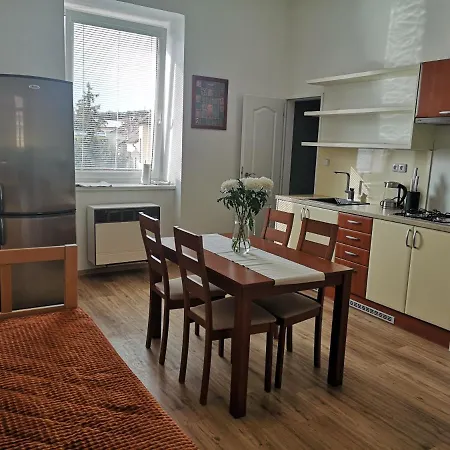 Fine In Centrum Of With Aircondition