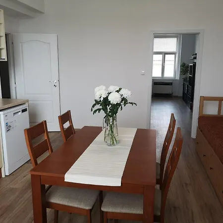 Apartamento Fine In Centrum Of With Aircondition