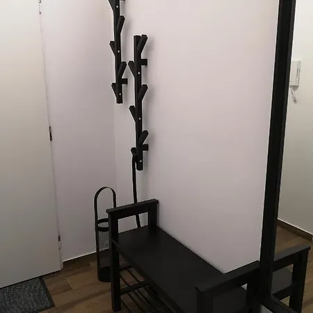 Fine In Centrum Of With Aircondition