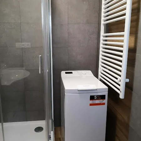 Appartamento Fine In Centrum Of With Aircondition