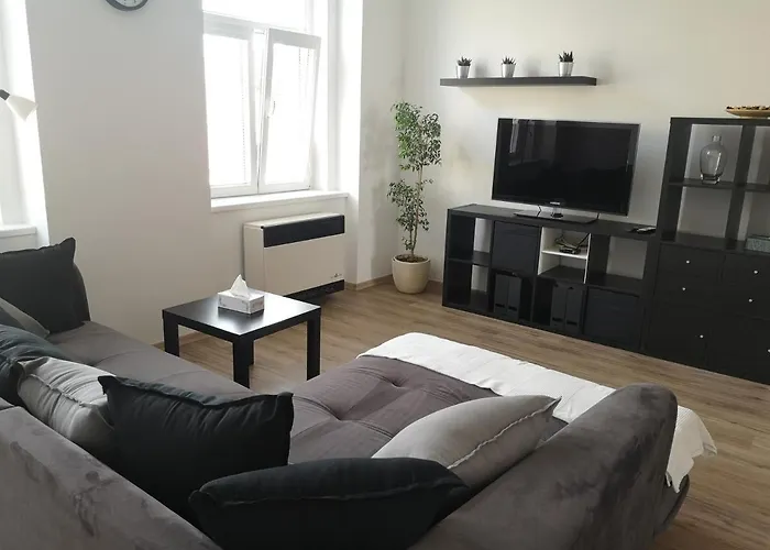 Fine In Centrum Of With Aircondition Apartament